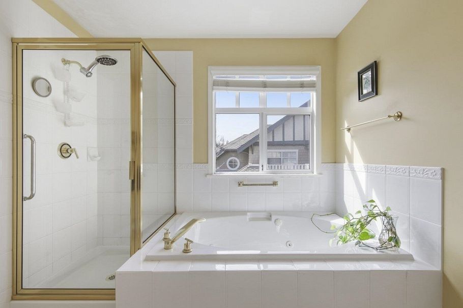 31 5650 Hampton Place Vancouver, BC - 28