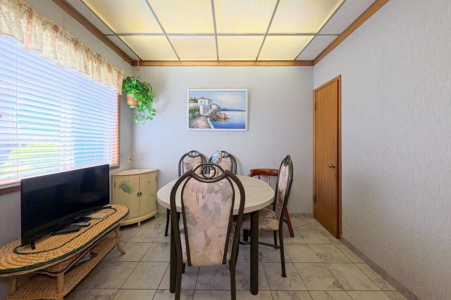 6762 Neal Street Vancouver, BC - 21