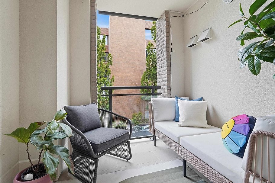 303 1888 York Avenue Vancouver, BC - 17