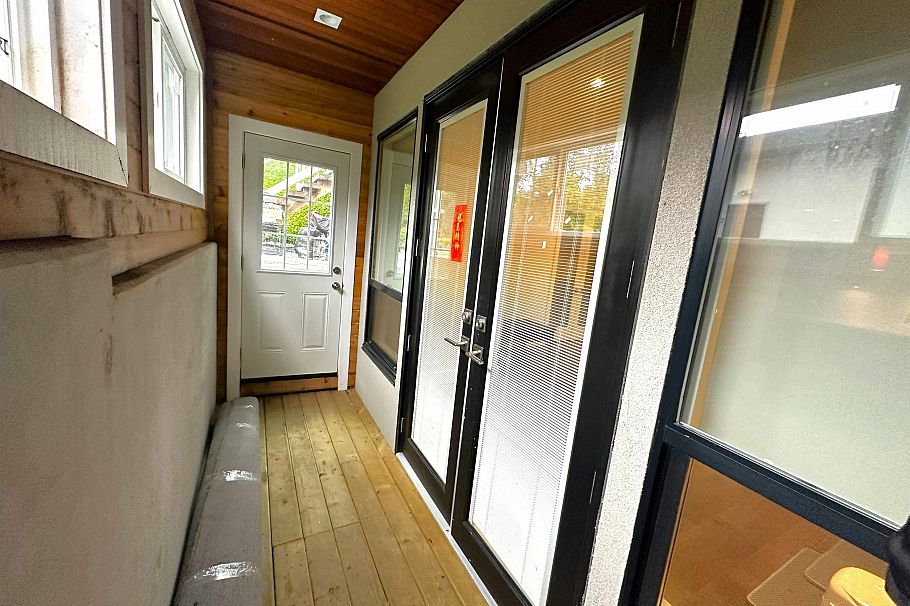 3630 W 34th Avenue Vancouver, BC - 33