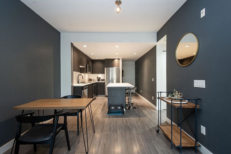 201 719 W 3rd Street North Vancouver, BC - 9