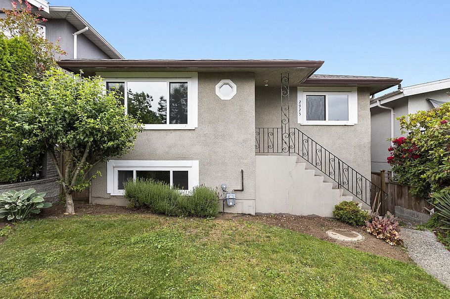 2925 Mcgill Street Vancouver, BC - 1