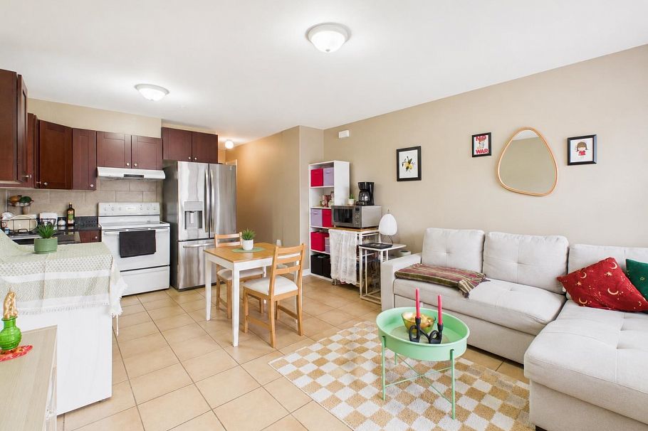 3281 Renfrew Street Vancouver, BC - 19