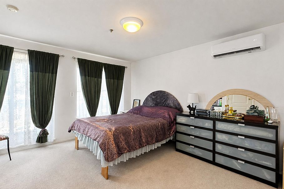 2776 E Georgia Street Vancouver, BC - 30