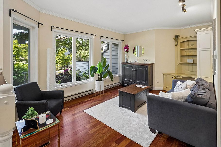 3 1620 Balsam Street Vancouver, BC - 1