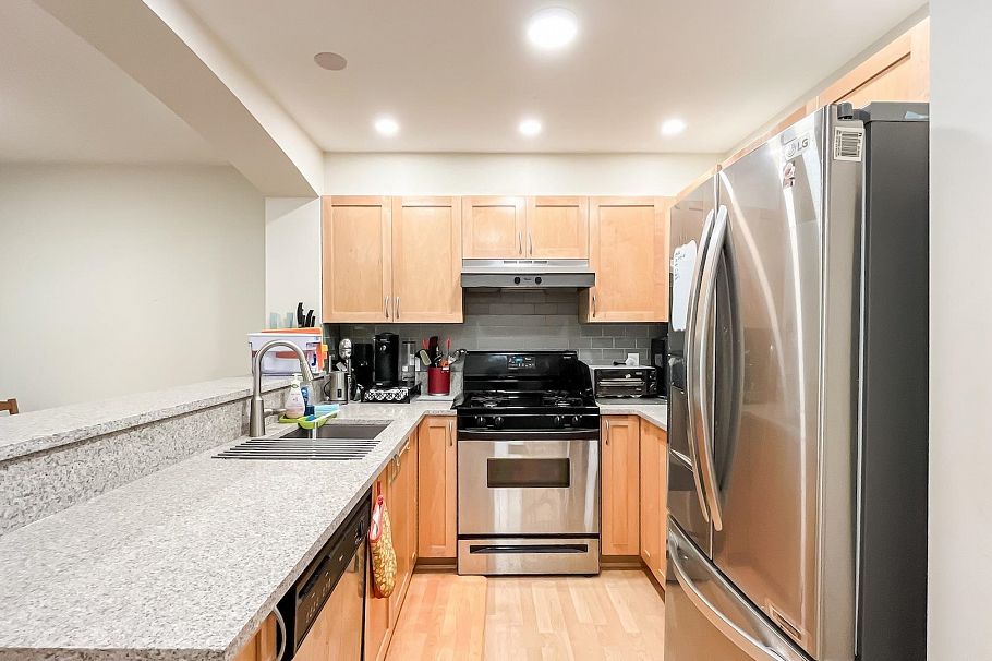 208 2338 Western Parkway Vancouver, BC - 7