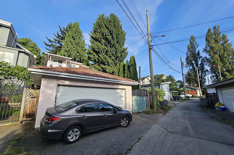 5521 Dundee Street Vancouver, BC - 28