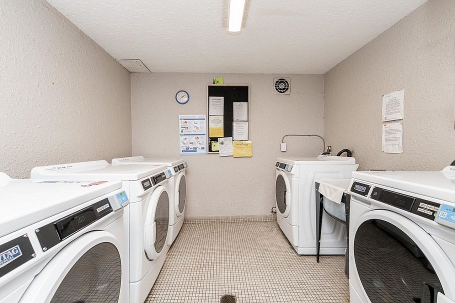 105 236 W 2nd Street North Vancouver, BC - 17