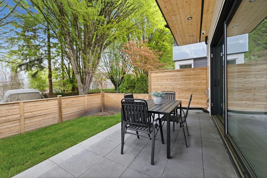 1 810 E 22nd Avenue Vancouver, BC - 30