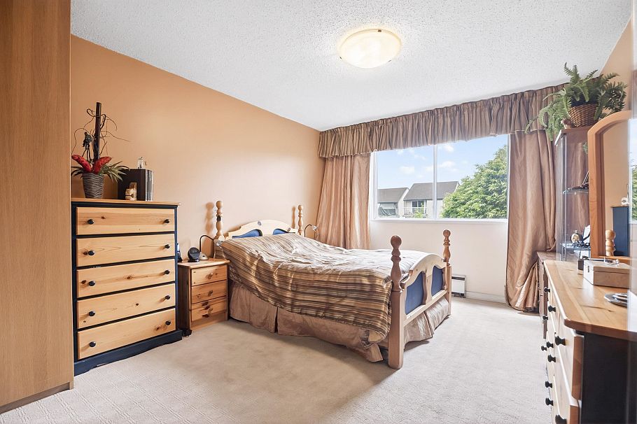 105 236 W 2nd Street North Vancouver, BC - 11