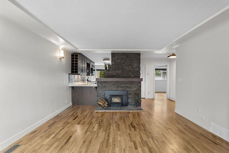2925 Mcgill Street Vancouver, BC - 6