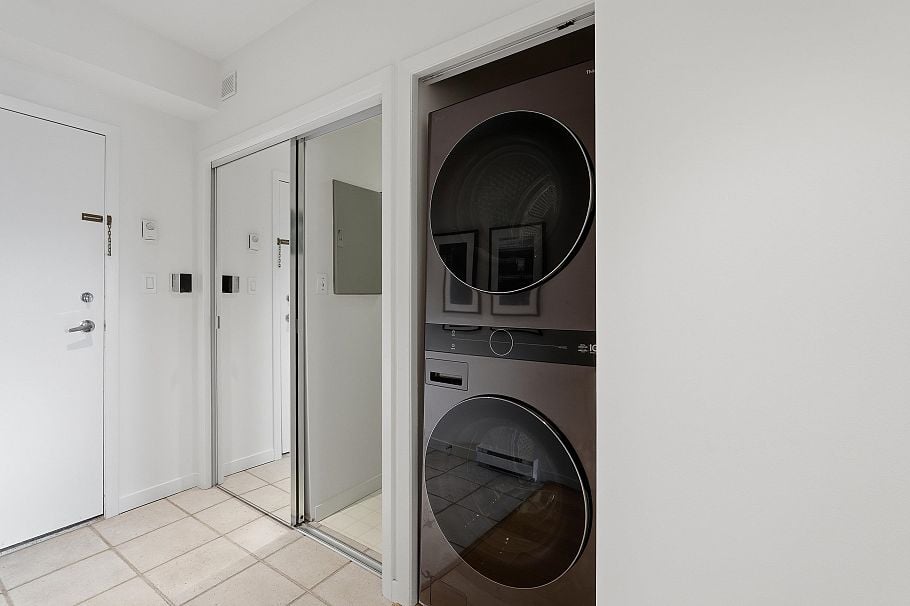 303 1888 York Avenue Vancouver, BC - 14