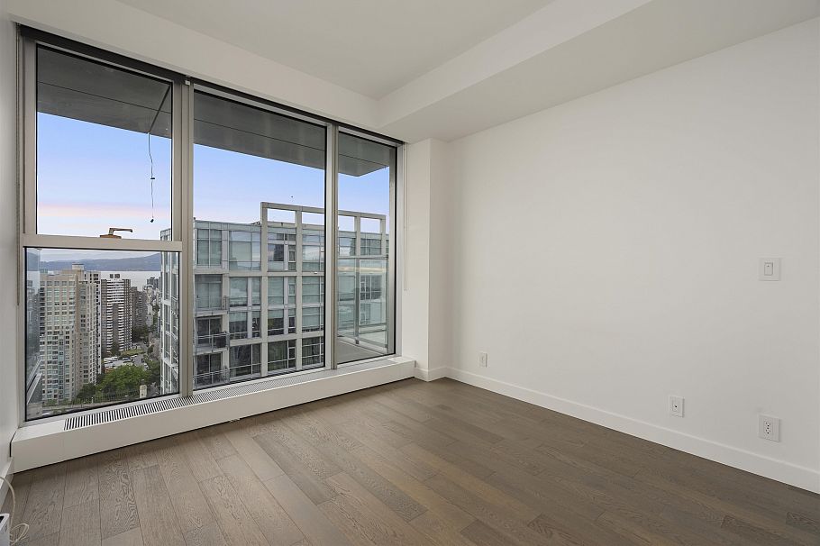 3605 1480 Howe Street Vancouver, BC - 17