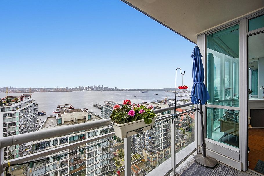 1904 188 E Esplanade Street North Vancouver, BC - 24