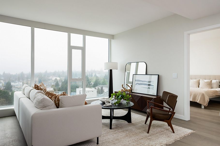 807 7418 Paulson Street Vancouver, BC - 4