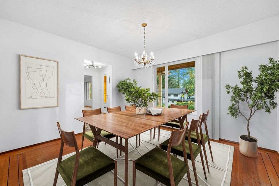 2510 Byron Road North Vancouver, BC - 12