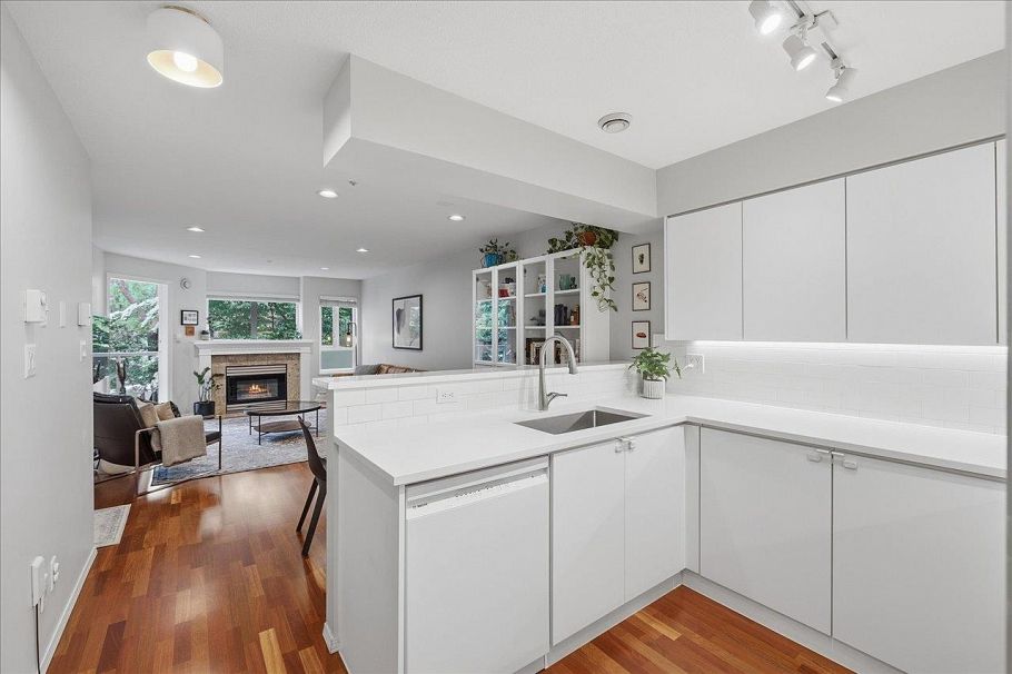 202 1738 Frances Street Vancouver, BC - 9