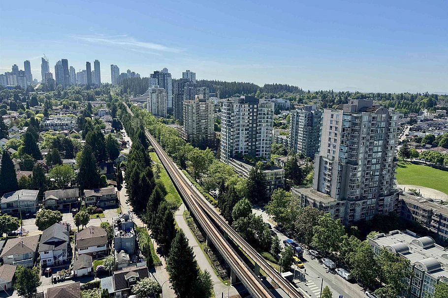 2105 5058 Joyce Street Vancouver, BC - 8