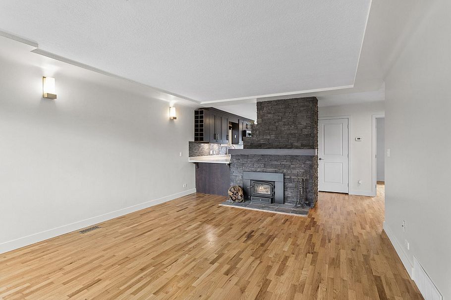 2925 Mcgill Street Vancouver, BC - 5
