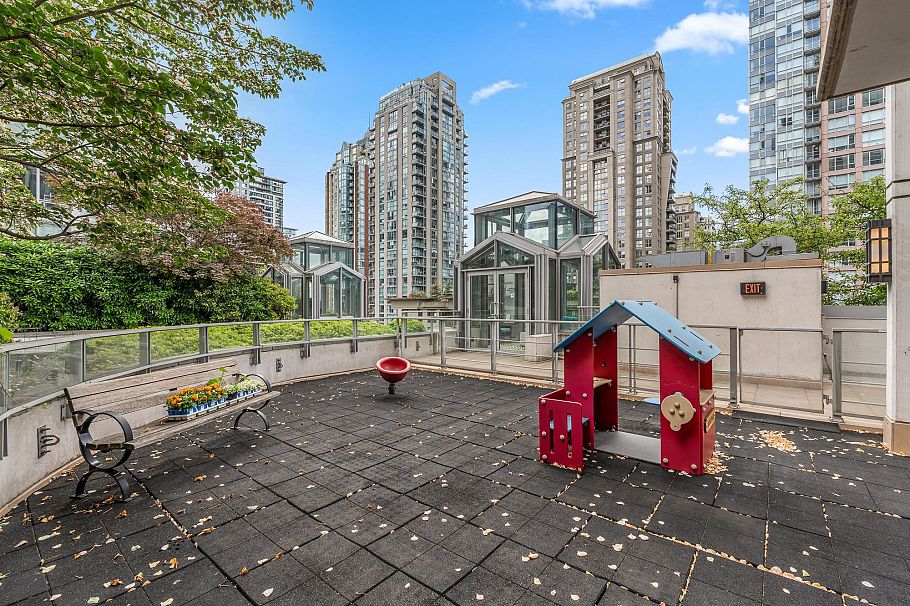 901 565 Smithe Street Vancouver, BC - 30