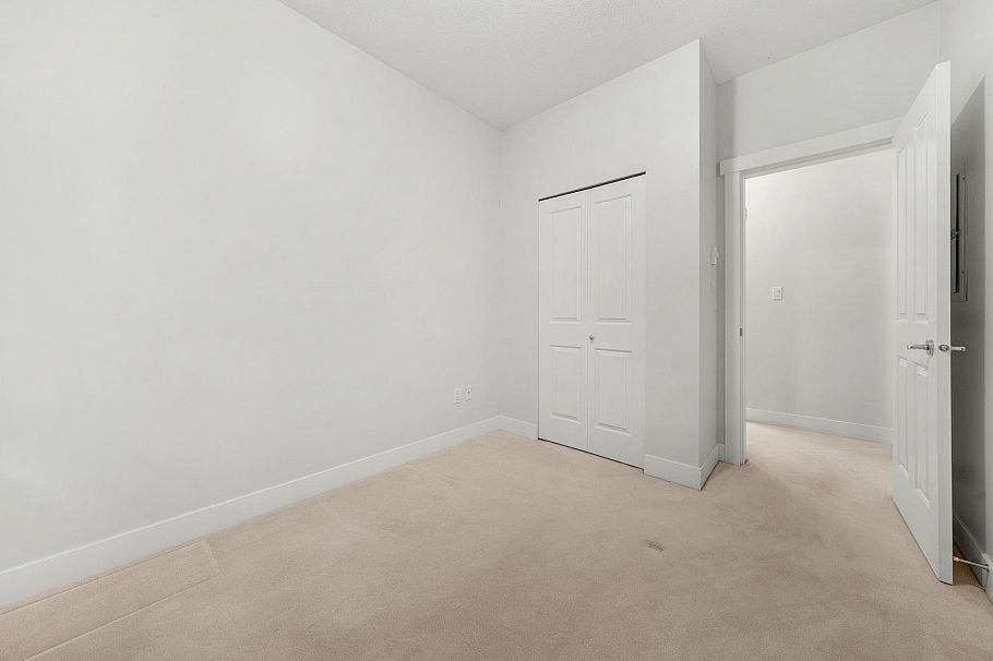 419 1111 E 27th Street North Vancouver, BC - 9