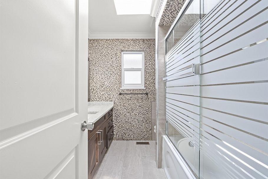 638 E 61st Avenue Vancouver, BC - 17