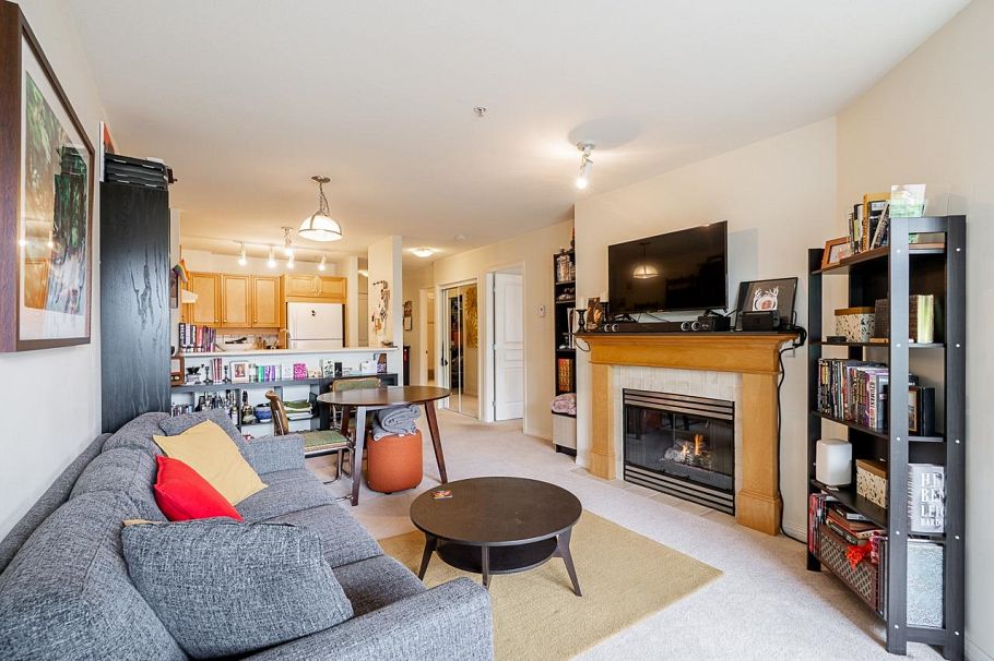 306 2929 W 4th Avenue Vancouver, BC - 5