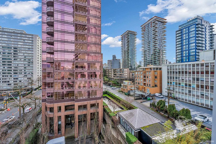 804 1568 Alberni Street Vancouver, BC - 18