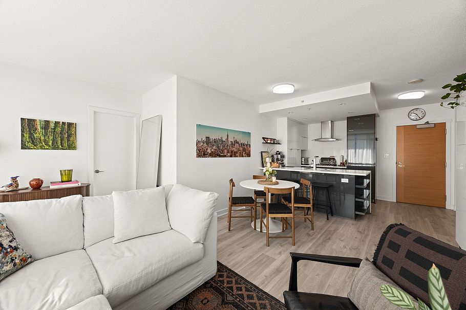 707 1777 W 7th Avenue Vancouver, BC - 4