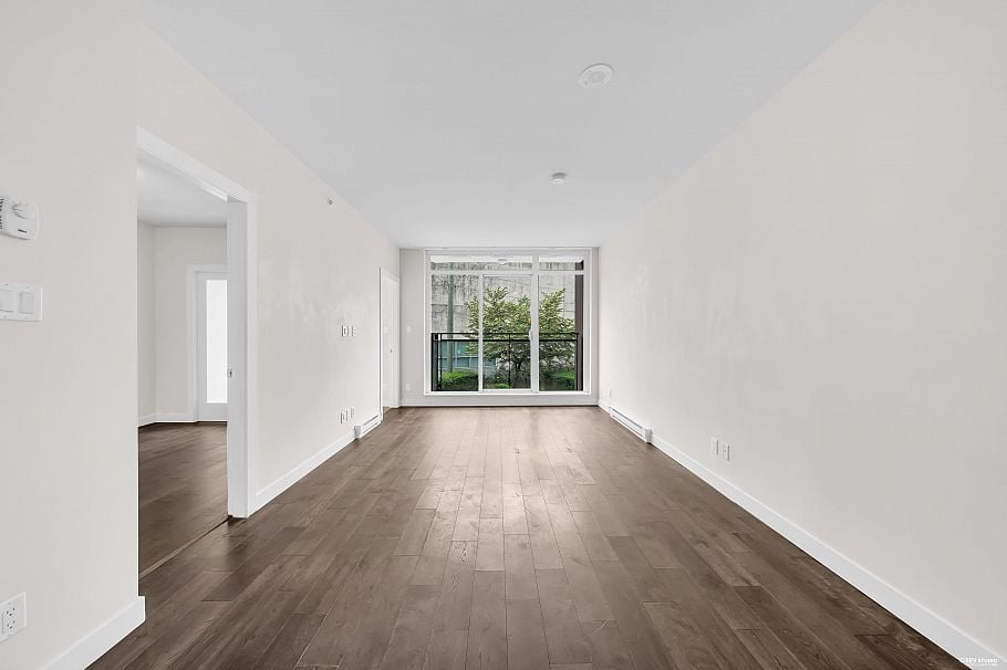 208 2321 Scotia Street Vancouver, BC - 10