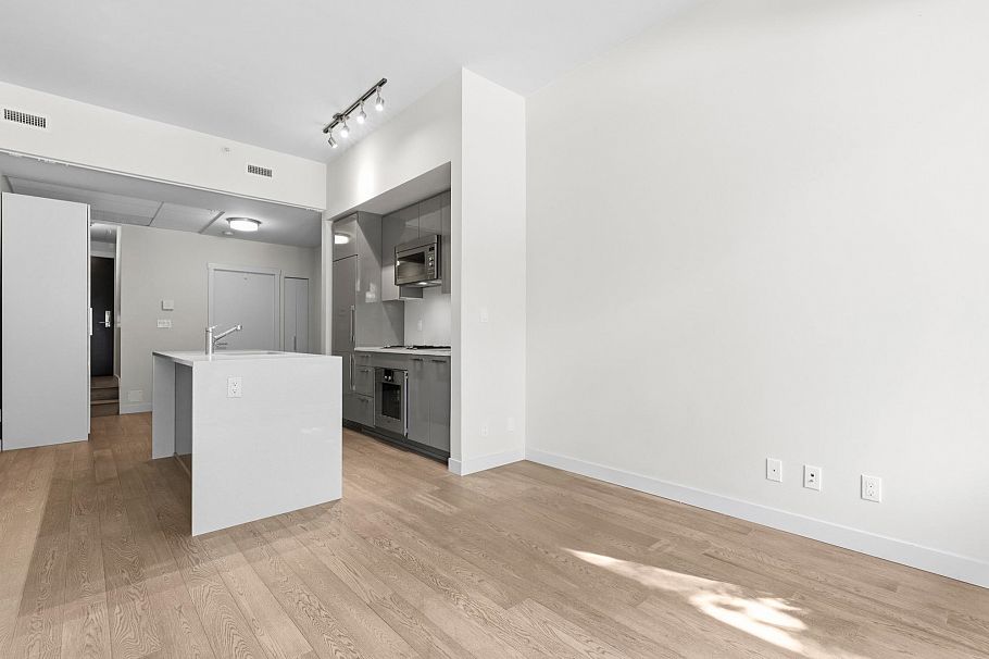 104 4488 Cambie Street Vancouver, BC - 6