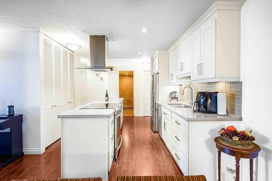306 2020 Fullerton Avenue North Vancouver, BC - 6