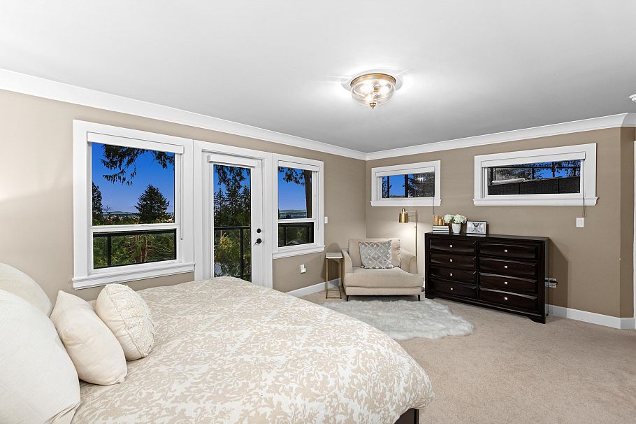 673 Sylvan Avenue North Vancouver, BC - 18