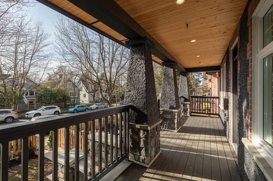 855 E 19th Avenue Vancouver, BC - 17