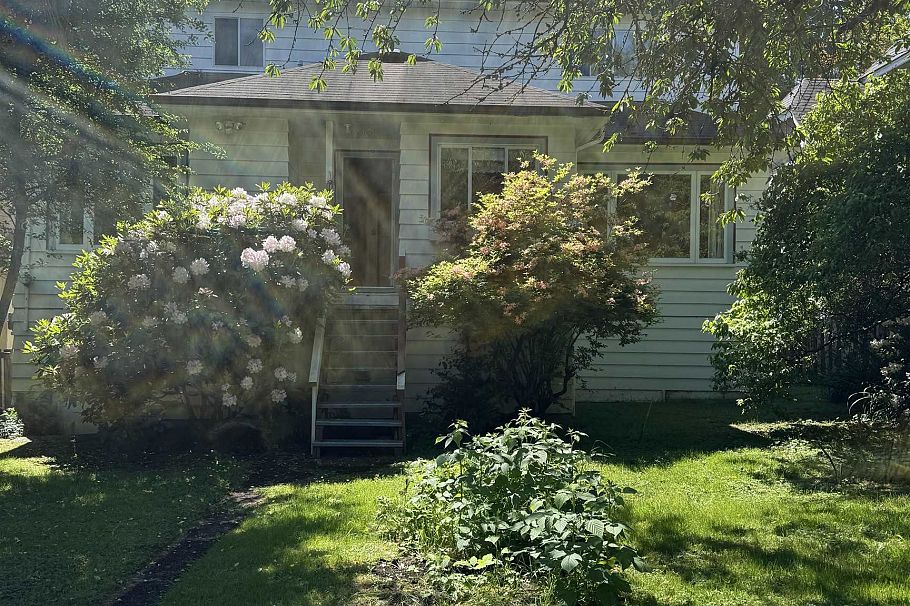 311 W 21st Avenue Vancouver, BC - 9