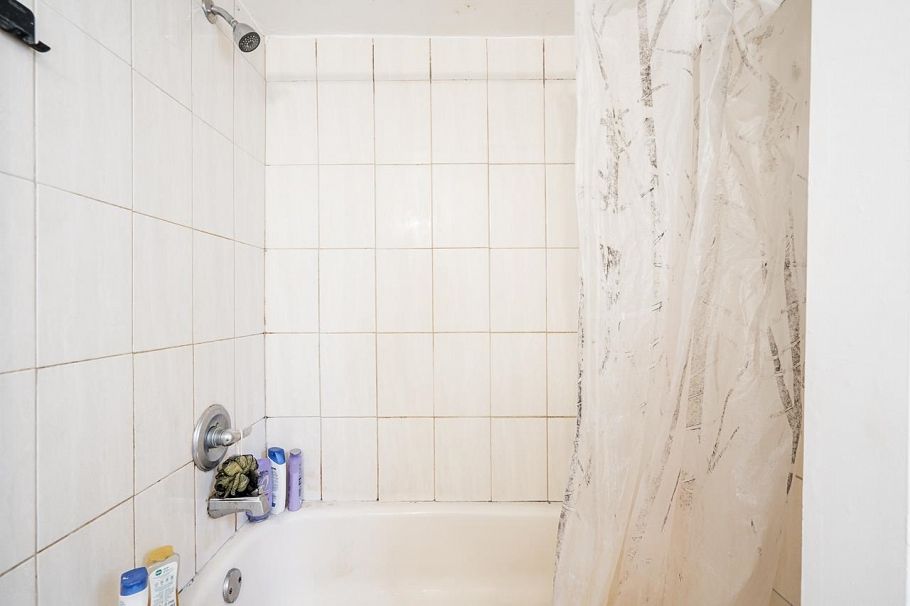 4413 W 13 Avenue Vancouver, BC - 29