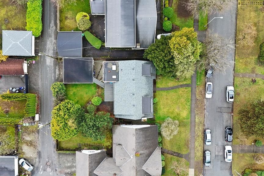 1042 W 48th Avenue Vancouver, BC - 14