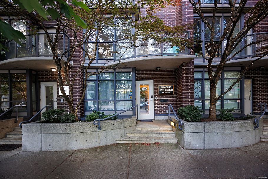 1082 Hornby Street Vancouver, BC - 1
