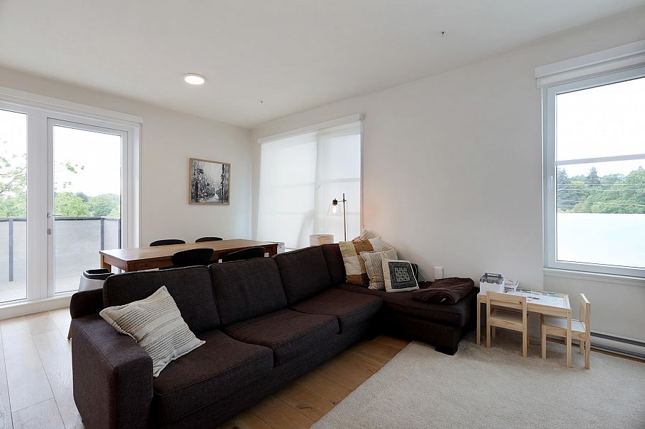 401 108 E 35 Avenue Vancouver, BC - 2