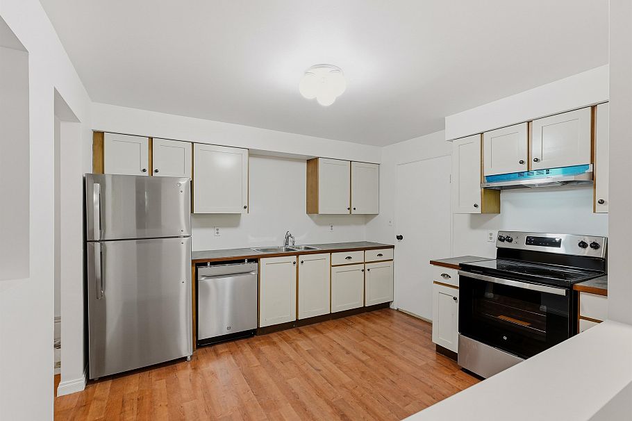 3321 Marquette Crescent Vancouver, BC - 9