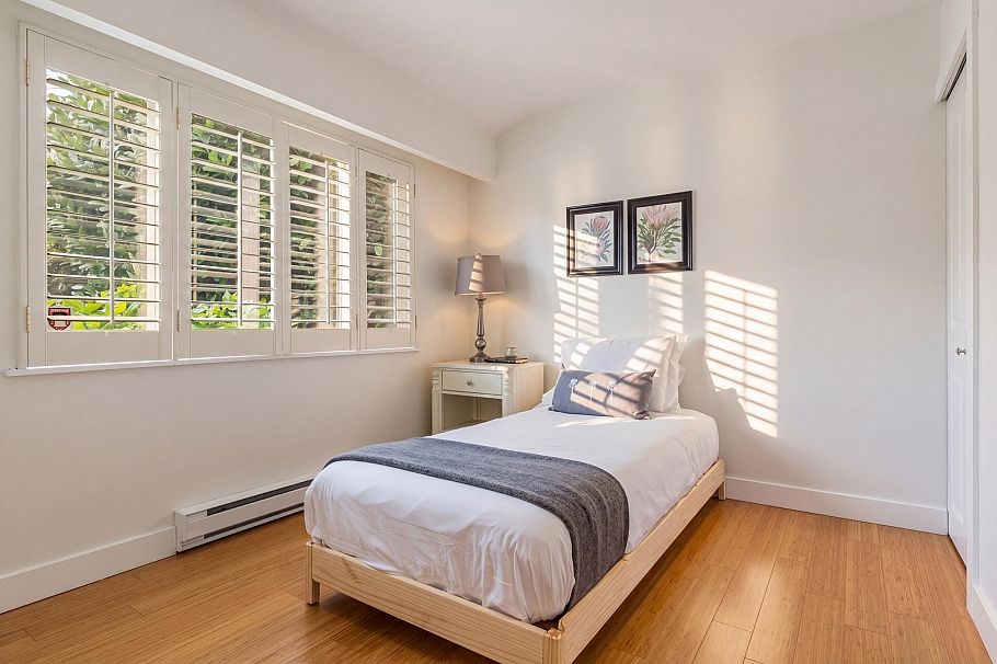 744 Kilkeel Place North Vancouver, BC - 12