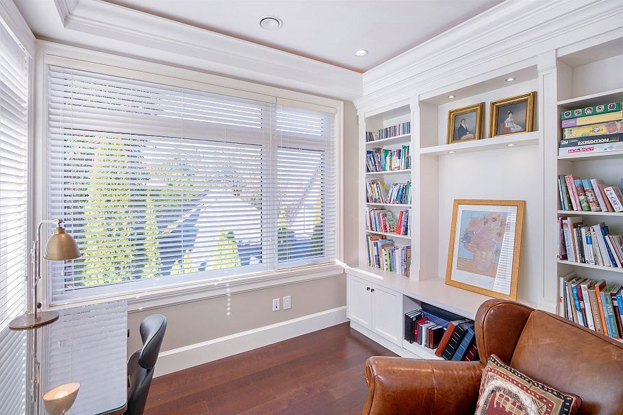 4578 Puget Drive Vancouver, BC - 9