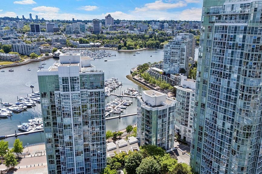 501 1099 Marinaside Crescent Vancouver, BC - 30
