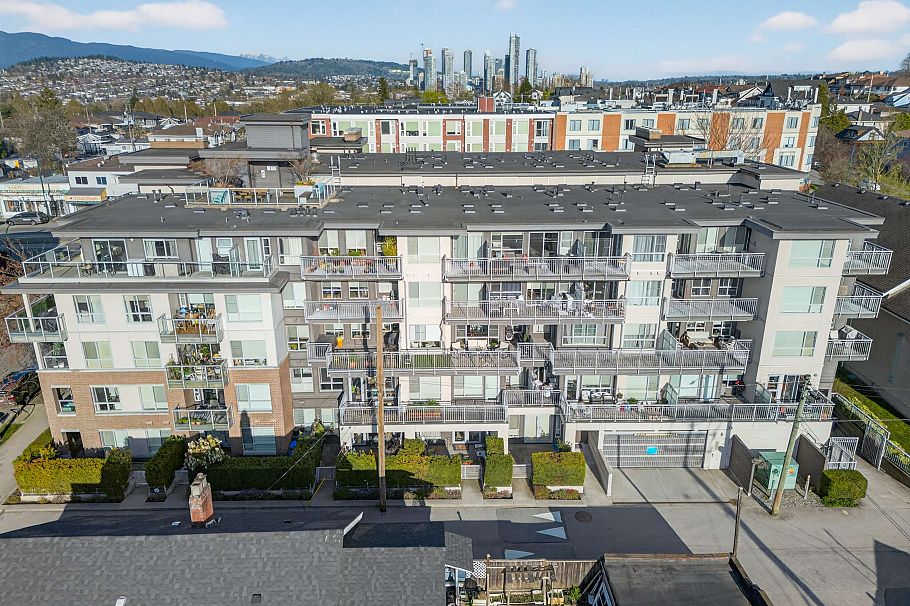 2888 E 2nd Avenue Vancouver, BC - 22