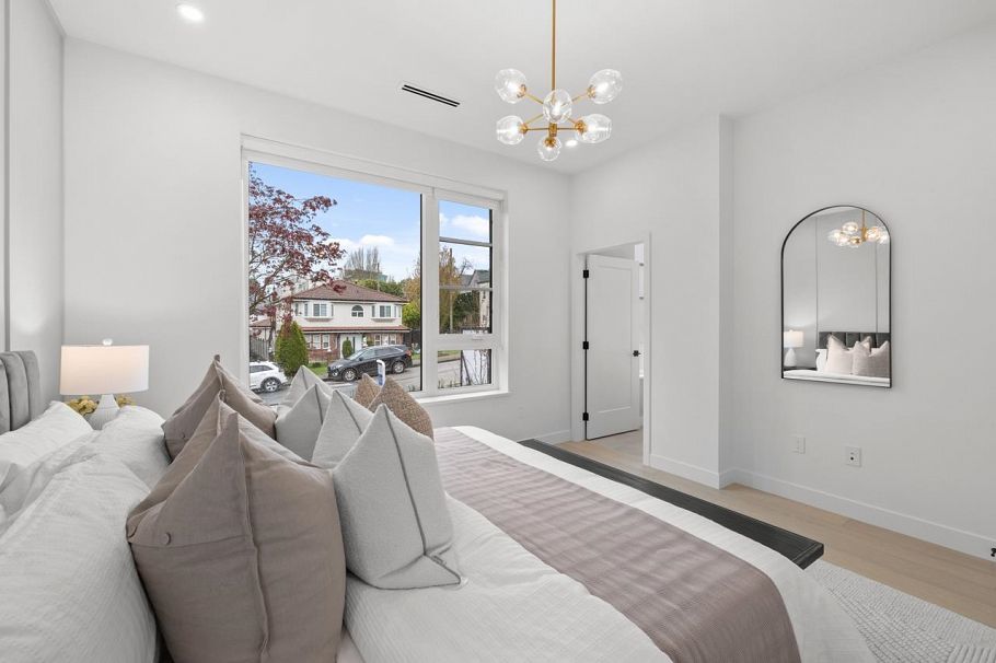 1 727 E 31st Avenue Vancouver, BC - 22