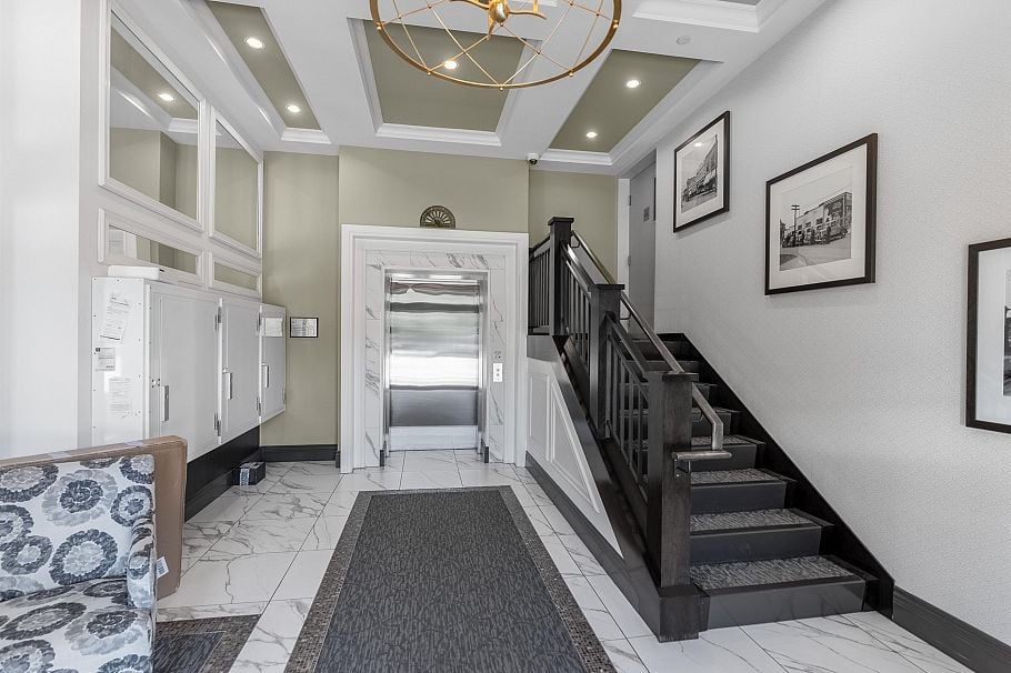 305 4550 Fraser Street Vancouver, BC - 28