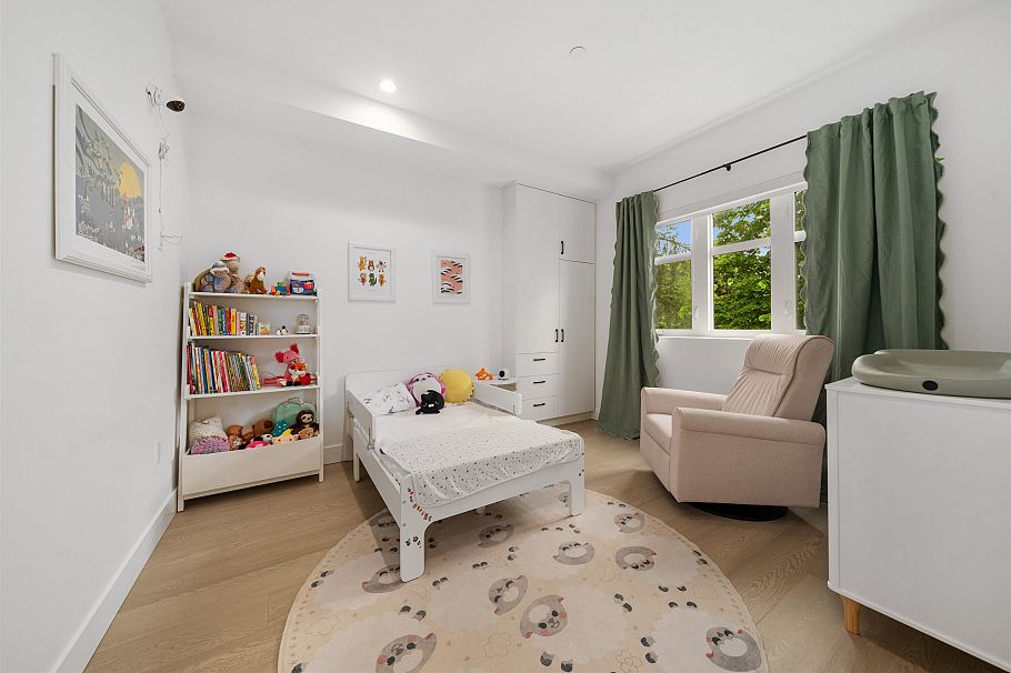 3128 Inverness Street Vancouver, BC - 25