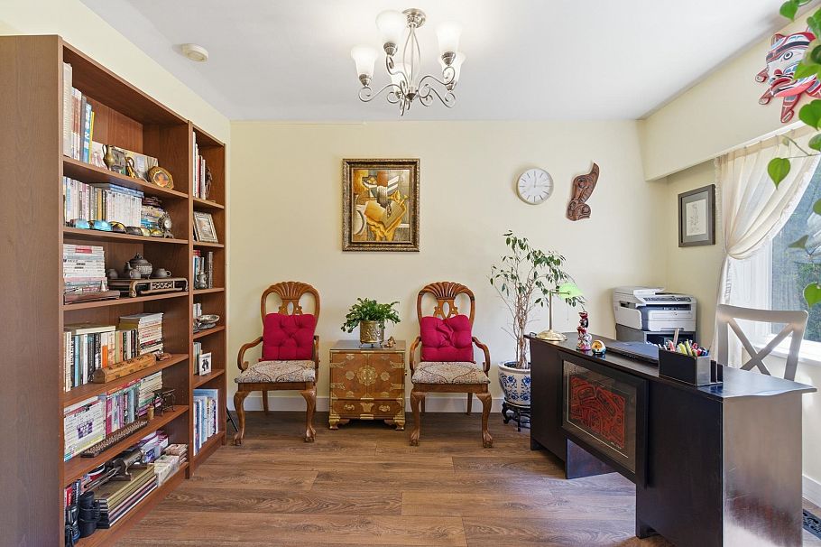 219 E 38th Avenue Vancouver, BC - 5