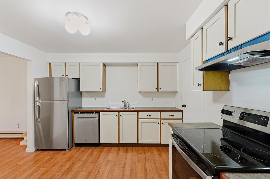 3321 Marquette Crescent Vancouver, BC - 11