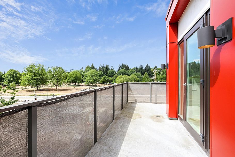 401 108 E 35 Avenue Vancouver, BC - 8
